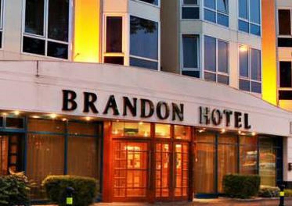 טראלי Brandon Hotel Conference & Leisure Centre מראה חיצוני תמונה